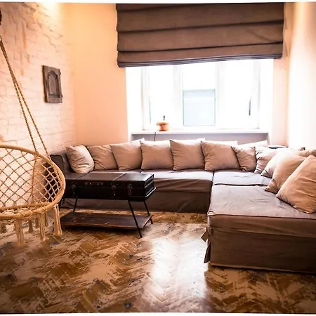 Hello New Life Art Filled Apartment Warsaw